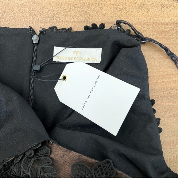 Dress the Population Women's Tahani Plunge
Neckline Fit and Flare Midi Dress - Picture 9 of 11